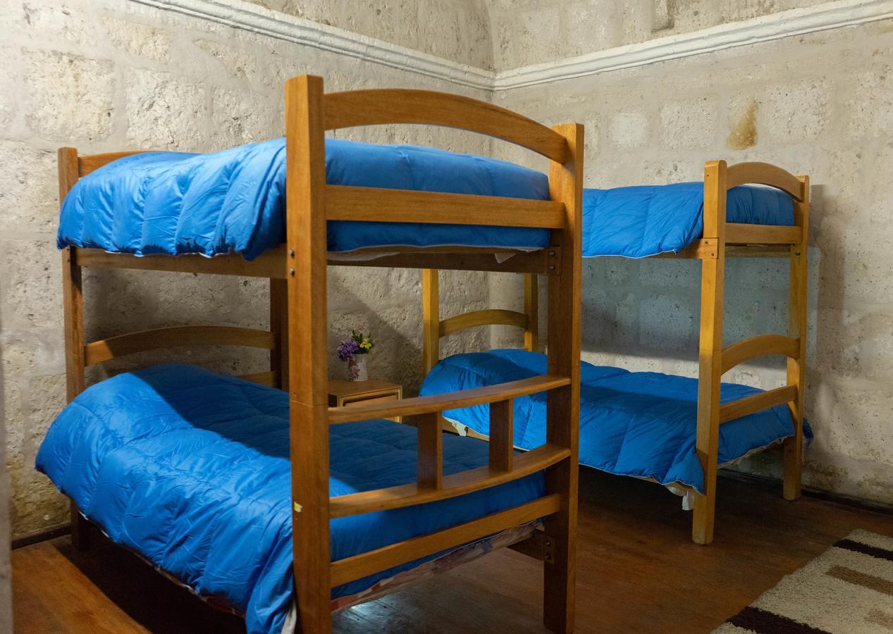 Lion Aqp Hostel Yanahuara ภายนอก รูปภาพ